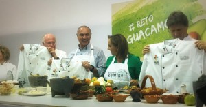 El secretarioJosé Calzada de SAGARPA  encabezó el reto guacamole, un divertido concurso en el que también participaron los secretarios de Salud, José Narro; de Relaciones Exteriores, Claudia Ruiz Massieu; y de Turismo, Enrique de la Madrid.